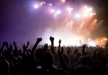 Morrissey Sparks Outrage: Shocking Concert Shutdown After Just 30 Minutes Leaves Fans Furious